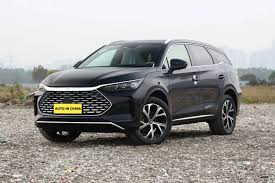 BYD TANG photo 3
