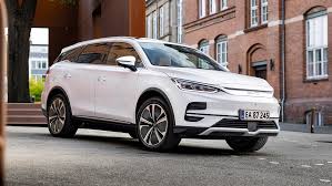 BYD TANG photo 4